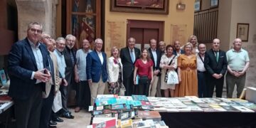 La Real Acadèmia de Cultura Valenciana refuerza su compromiso con los académicos correspondientes y cronistas oficiales