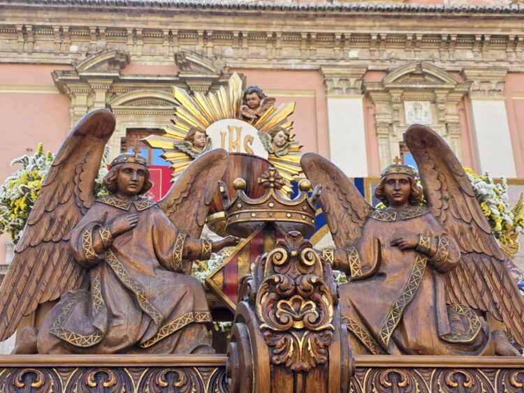 Las Rocas y el bestiario, atracción turística, a pesar de la depauperada exhibición