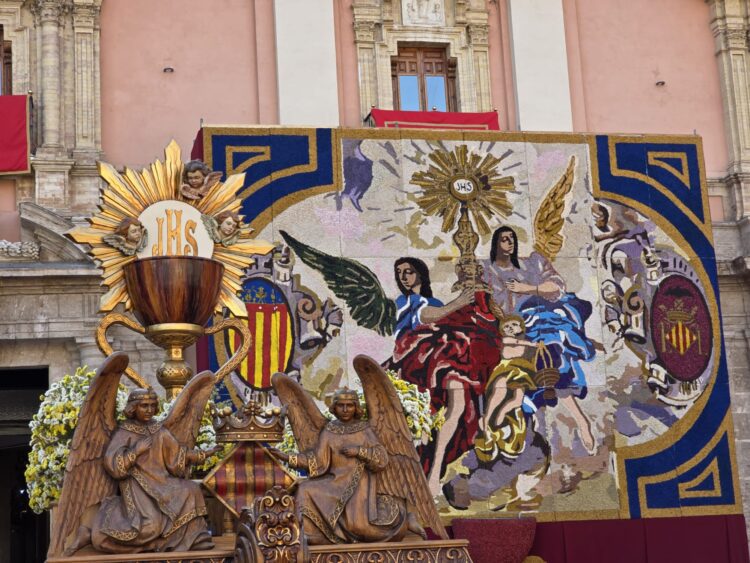 Las Rocas y el bestiario, atracción turística, a pesar de la depauperada exhibición