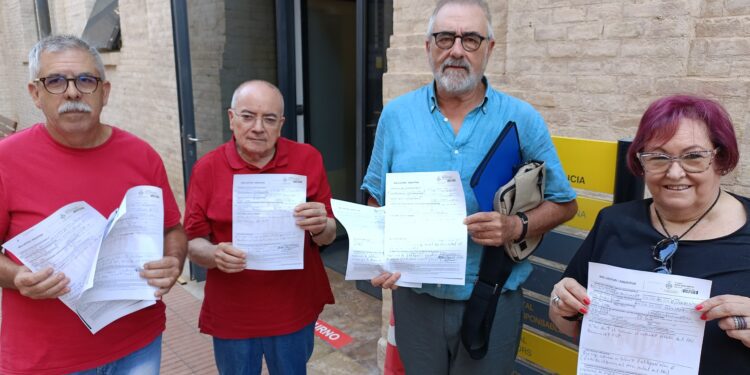 La Asociación vecinal de Benimaclet presenta casi 3.000 firmas apoyando sus alegaciones al PAI de Benimaclet