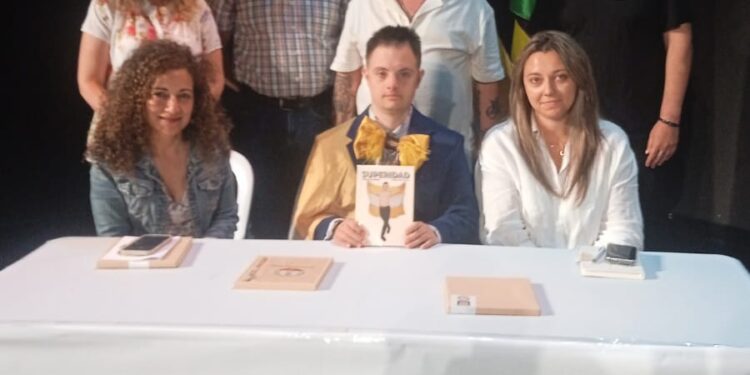 Eros Recio preside el I Simposium Internacional de Superidad en Galicia