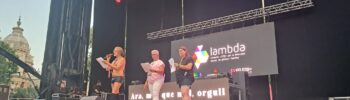 AVEGAL impide en la plaza del Ayuntamiento a Noticias Ciudadanas poder trabajar