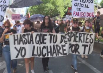 Las víctimas de la DANA se manifiestan en el Tribunal Supremo y el Congreso: «Por la Verdad y la Justicia»