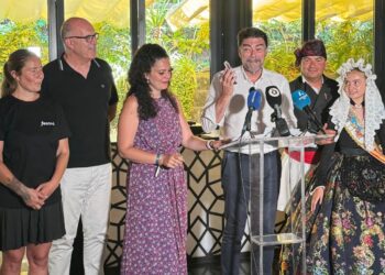 Florida Portazgo, ganadora del primer premio infantil de las Hogueras de Alicante 2025