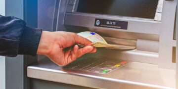 Estos son los nuevos cambios que llegan el 28 de junio a los cajeros automáticos de toda España