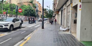 La Guardia Civil investiga el intento de una mujer de sacar un disco duro de casa de Ábalos bajo el pretexto de pasear al perro