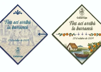 “Fins ací arribà la barrancà”: Catarroja inmortaliza la DANA con azulejos en sus calles