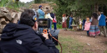 Bejís revive con el rodaje de ‘En l’eixam’, el thriller rural de Óscar Bernàcer
