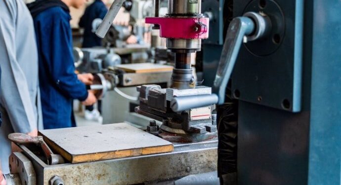 Educación amplía el acceso a programas formativos básicos para jóvenes con necesidades especiales 1 Educación amplía el acceso a programas formativos básicos para jóvenes con necesidades especiales