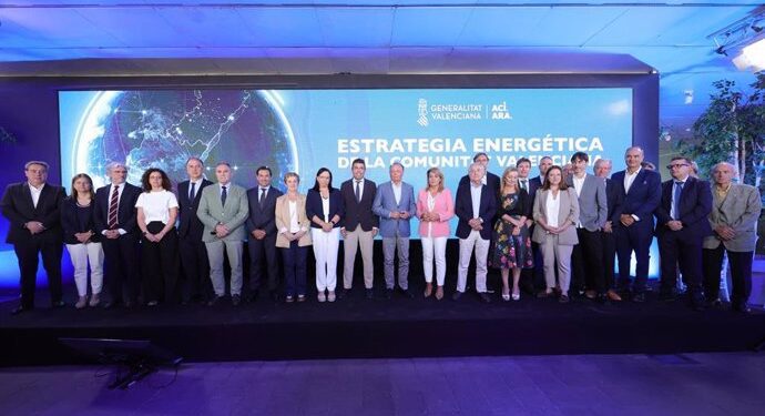 Valencia presenta su hoja de ruta para lograr la soberanía energética en 2035
