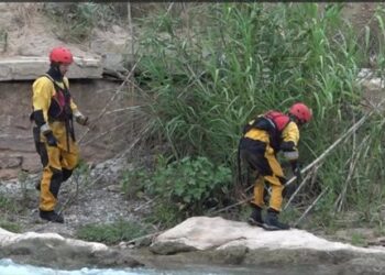 Reanudan la búsqueda de un joven desaparecido en el río Turia entre Manises y Paterna