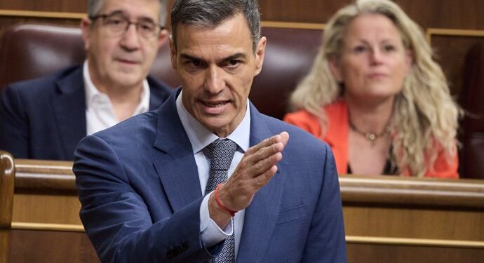 Sánchez y Feijóo se lanzan los trapos sucios: corrupción contra corrupción 1 Sánchez y Feijóo se lanzan los trapos sucios: corrupción contra corrupción