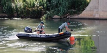 La búsqueda sigue: la Guardia Civil rastrea por cuarta vez el Júcar en Algemesí para localizar a uno de los desaparecidos en la DANA
