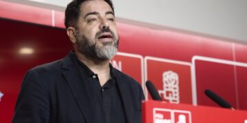 Ramón Alzórriz dimite como vicesecretario general del PSN tras la investigación de la UCO