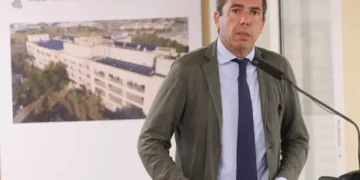 Mazón califica la licitación de la historia clínica única por más de 70 millones como “un gran avance” para la sanidad valenciana