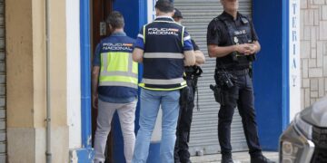 Asesinato en Algemesí: una mujer y su hijo de tres años, víctimas de un maltrato silenciado