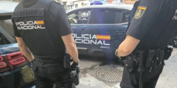 Un niño con autismo de 8 años, perdido en Alicante, es localizado rápidamente gracias al dispositivo policial