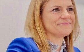 El sector pirotécnico emprenderá acciones legales contra la Delegación del Gobierno por la cancelación de la mascletà del 9 d'Octubre