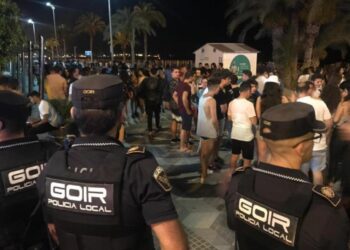 Una media diaria de 354 agentes de Policía Local y 45 voluntarios de Protección Civil velarán por la seguridad en Hogueras