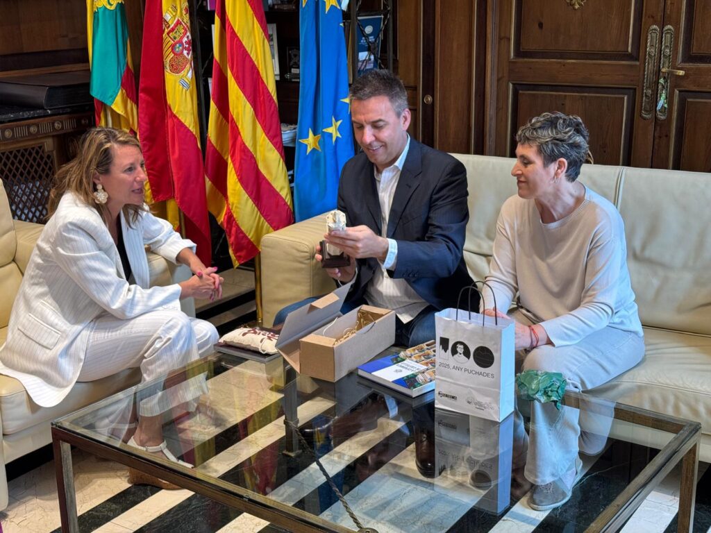 Castelló acoge la semifinal autonómica del Concurs Internacional de Paella Valenciana de Sueca 4 recepcio Ajuntament Castello 4
