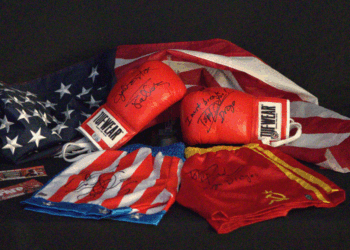 Los objetos más míticos de Hollywood llegan a Valencia: de Rocky a Indiana Jones