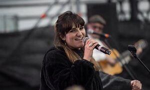 Rozalén, El Kanka y tributo a ABBA cierran con éxito Nits de Vivers 2025