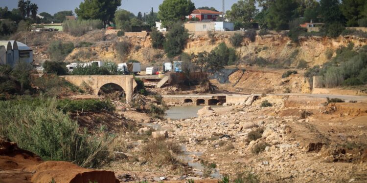 Torrent advierte a la CHJúcar sobre la urgencia de intervenir en el Barranco de l'Horteta antes del otoño