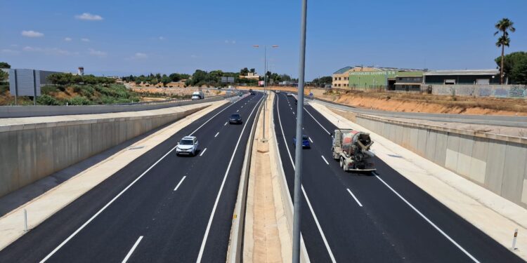 La Generalitat Valenciana finaliza el reasfaltado de la CV-36 que permite su apertura total al tráfico 1 La Generalitat Valenciana finaliza el reasfaltado de la CV-36 que permite su apertura total al tráfico