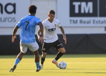El Castelló sorprende al Valencia en su estreno de pretemporada (1-2)