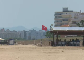 Cerradas varias playas de la Comunitat Valenciana por contaminación del agua: Daimús, Xeraco, Tavernes y Orihuela, en alerta