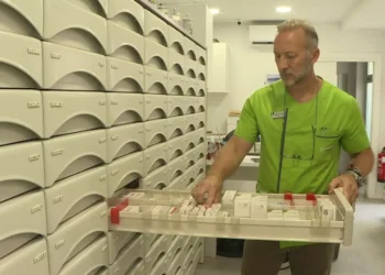 Las farmacias de la Comunitat Valenciana cerrarán un día en julio por el impago del suministro de mayo