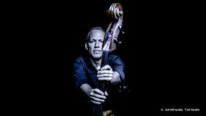 Avishai Cohen presenta Brightlight en la Sala Iturbi del Palau