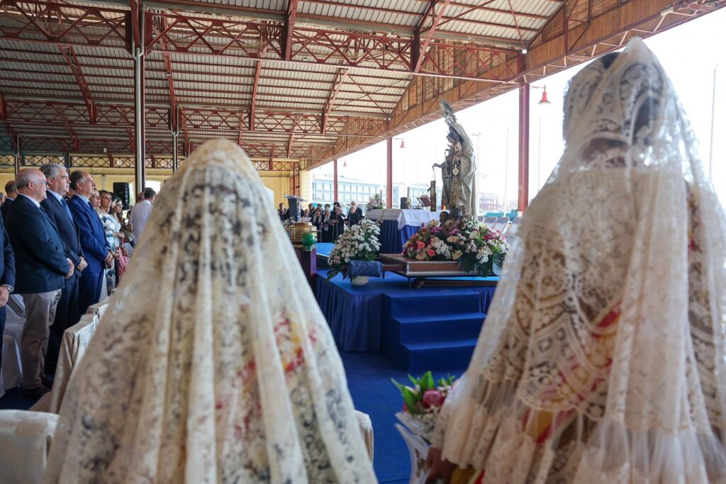 Valencia honró a la Virgen del Carmen por partida doble 2 FFMM Carmen