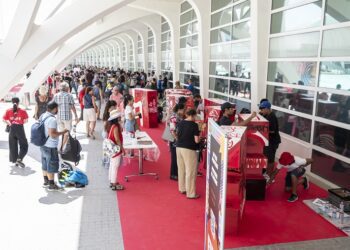 La ‘Fira de Berklee’ se amplía con talleres de ciencia, zona de gastronomía y una observación astronómica 6 La ‘Fira de Berklee’ se amplía con talleres de ciencia, zona de gastronomía y una observación astronómica