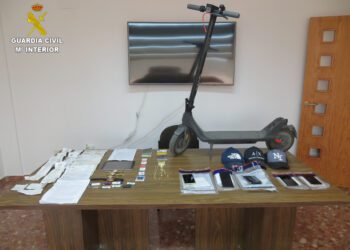 La Guardia Civil desarticula en Cuenca una red de estafas nacional con mensajes falsos de la DGT