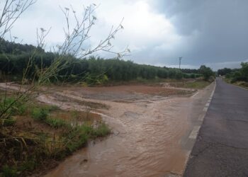 88 litros acumulan desde las 0h en Cabanes. Primeros problemas por inundaciones