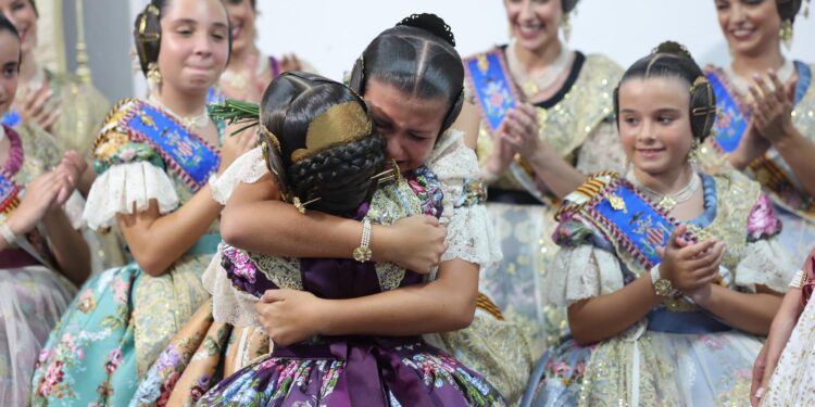 Tres sectores eligieron sus preseleccionadas en casales a cubierto