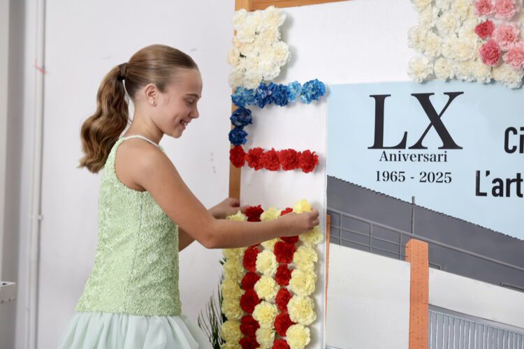 Todo preparado para la Batalla más colorida y olorosa, la Batalla de Flors de Valéncia