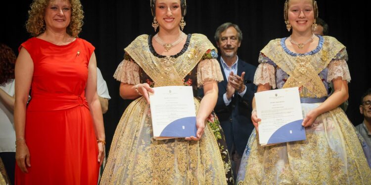 Andrea Adelantado Montoya y Sara Magán Miquel, son proclamadas oficialmente Fallera Mayor y Fallera Mayor Infantil de Torrent 2026 1 Andrea Adelantado Montoya y Sara Magán Miquel, son proclamadas oficialmente Fallera Mayor y Fallera Mayor Infantil de Torrent 2026