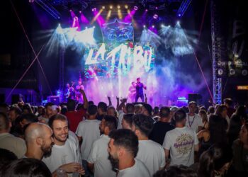 orrent vivió una noche de conciertos con homenajes a valencianos y a grandes del pop-rock español