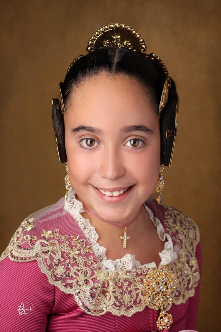 El agua hizo acto de presencia en las preselecciones falleras este sábado