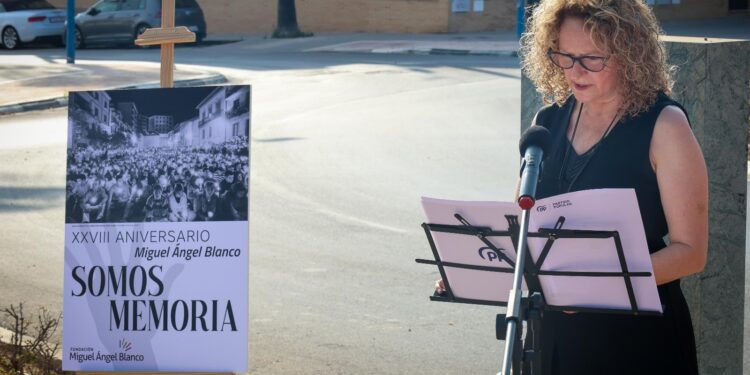 El PP de Torrent homenajea a Miguel Ángel Blanco y reivindica su legado por la democracia 1 El PP de Torrent homenajea a Miguel Ángel Blanco y reivindica su legado por la democracia