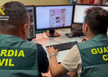 Investigado en Valéncia un menor por difundir falsos desnudos de sus compañeras usando IA