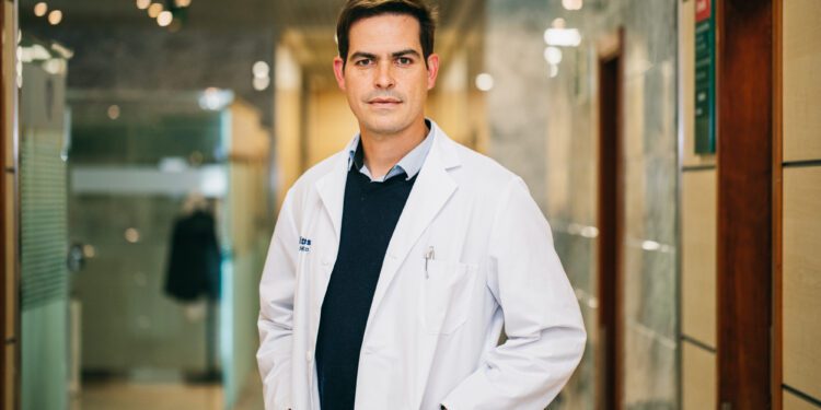 Un experto de Vithas indica los problemas urológicos masculinos más habituales en verano 1 Un experto de Vithas indica los problemas urológicos masculinos más habituales en verano