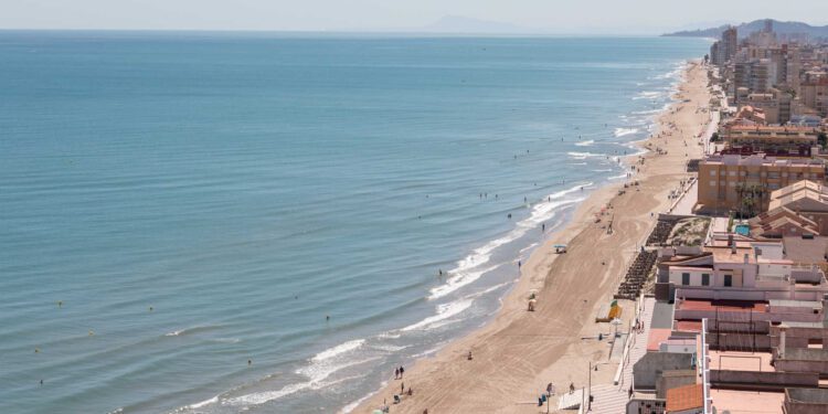 Hallado el cuerpo sin vida de un hombre flotando en aguas de El Perelló (Valencia) 1 Hallado el cuerpo sin vida de un hombre flotando en aguas de El Perelló (Valencia)