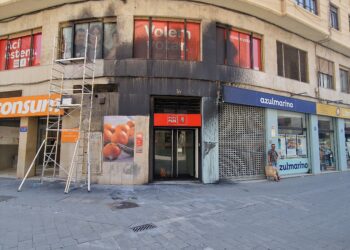 Tensión política en Valencia tras los ataques a la sede del PSPV: Mazón responde y Juventud Combativa