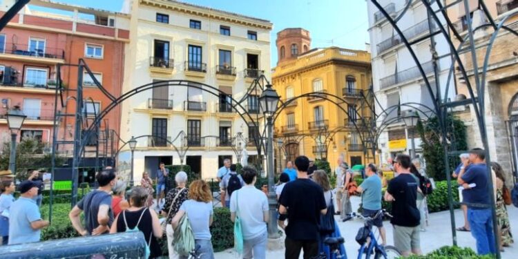 El jardín y el parque de Parcent que quieren los vecinos