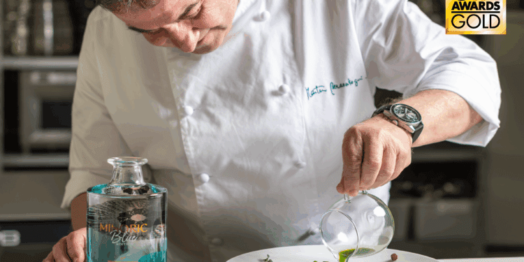 Minoric Gin, by Martín Berasategui, premiada con el Mejor Diseño de España 2025 de la mano de Small* 1 Minoric Gin, by Martín Berasategui, premiada con el Mejor Diseño de España 2025 de la mano de Small*