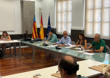 La concejalía de Fallas propone adelantar en Fallas 2026 la colocación de carpas al 5 de marzo