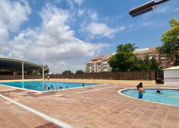 Hoy ha reabierto la piscina de Castellar, afectada por la DANA